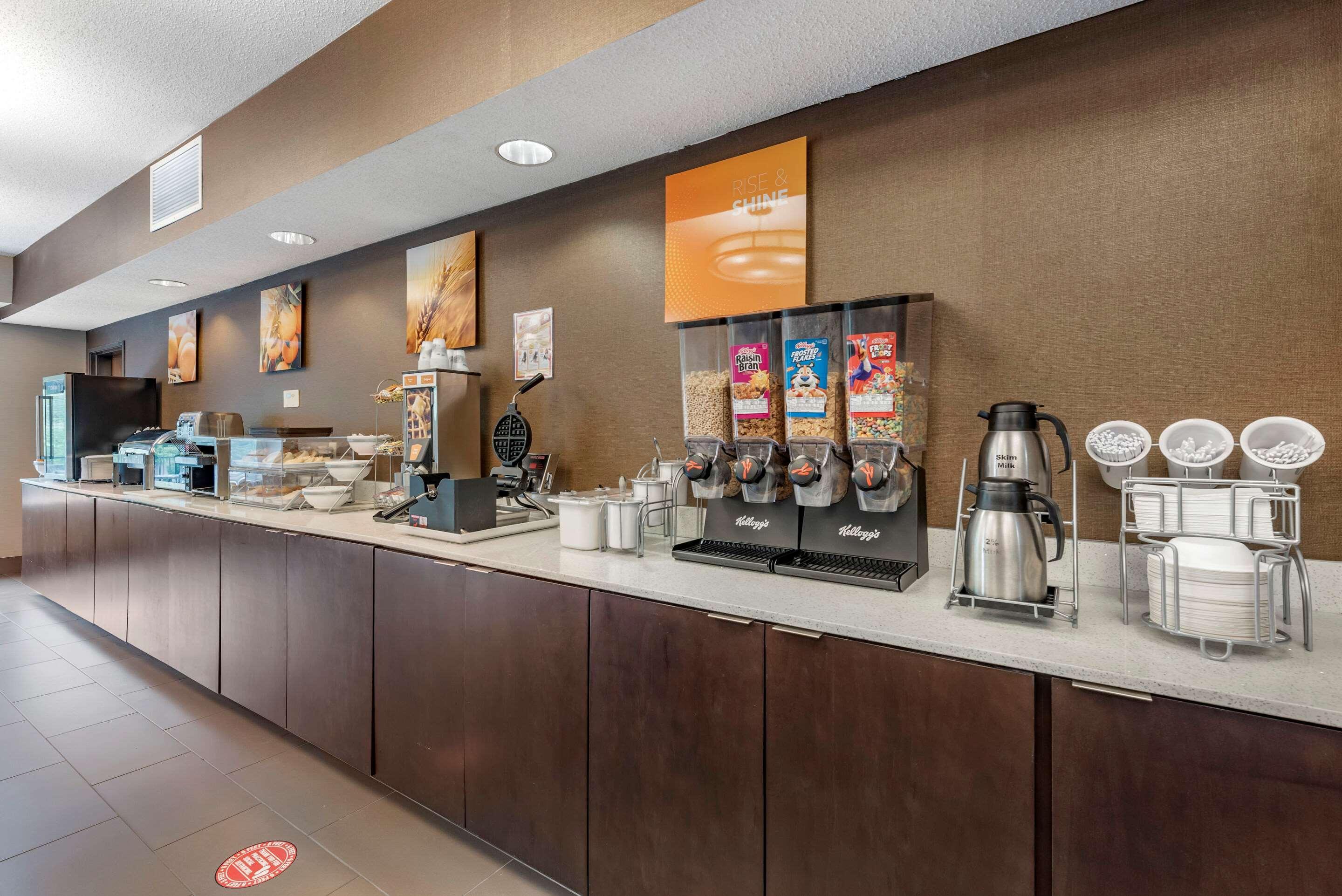 Comfort Suites Auburn Extérieur photo