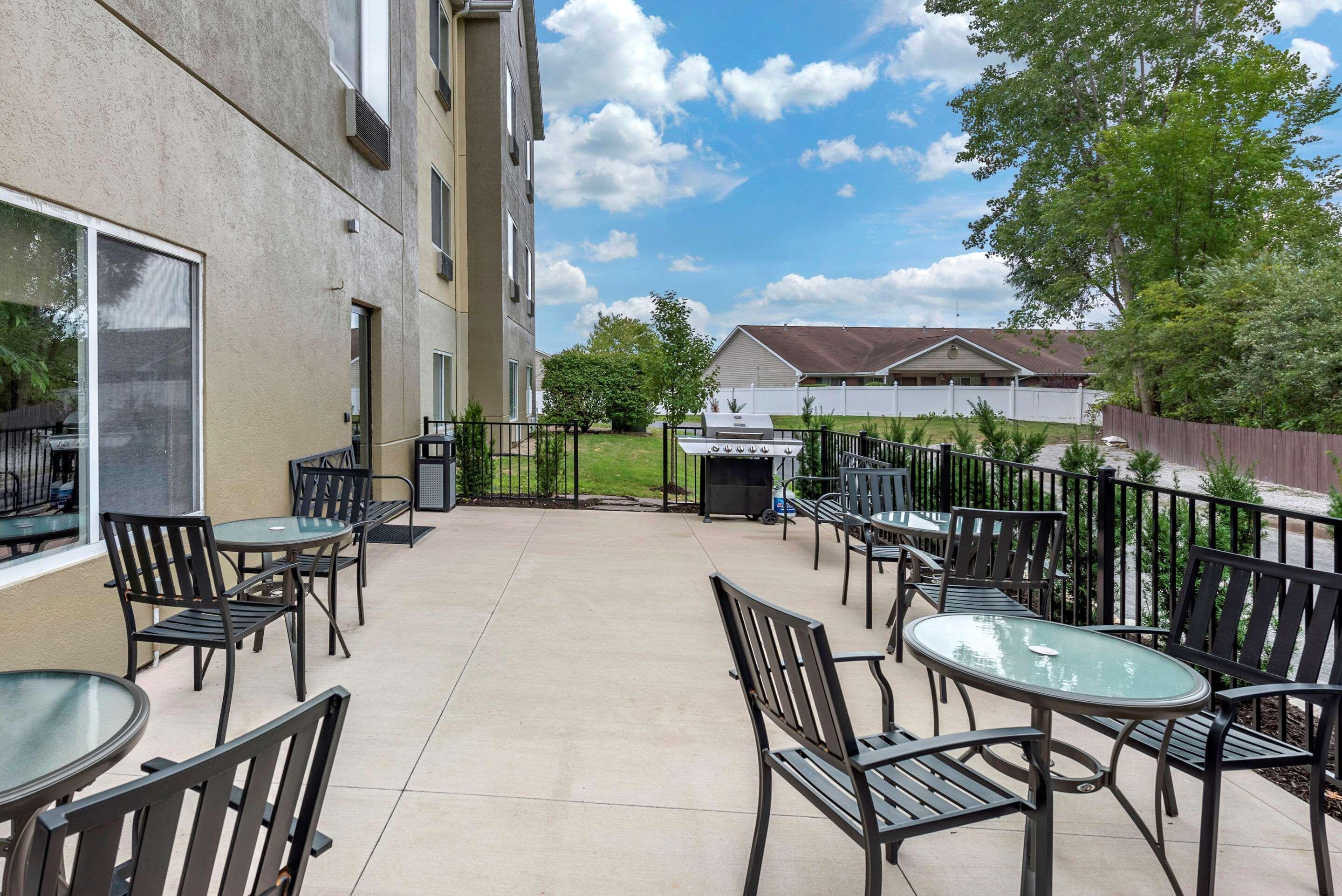 Comfort Suites Auburn Extérieur photo