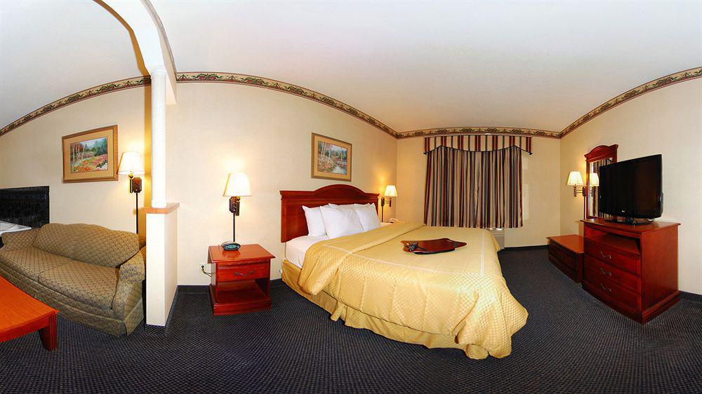 Comfort Suites Auburn Extérieur photo
